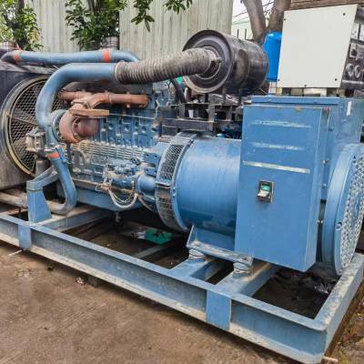 òZ12V190B 800KWòͷ ά  