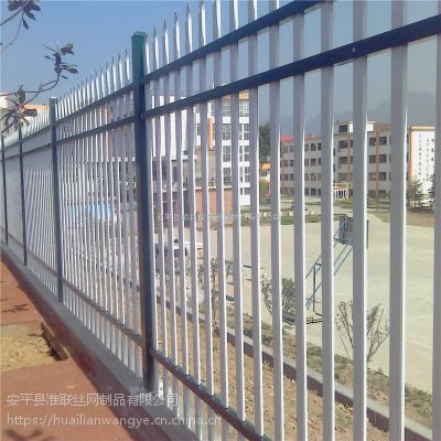 厂房围墙栏杆 组装式锌钢护栏 小区锌钢外墙栏杆