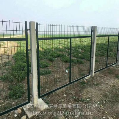 百瑞金属网片防护栅栏/铁路护栏防护网