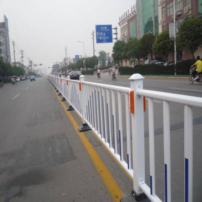 广州城市道路护栏 机动车道隔离护栏 市政道路护栏厂家
