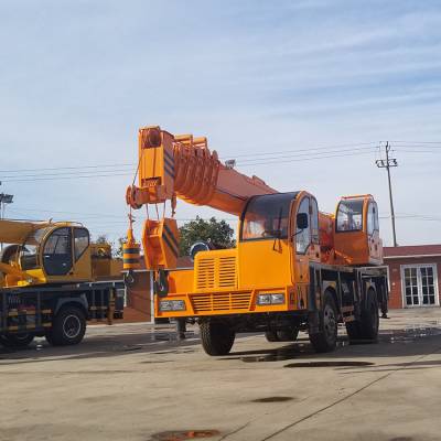 自制底盘小吊车 微型吊车 汽吊 小型起重机 小型吊车厂家