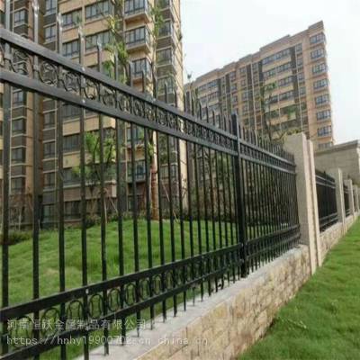 安徽铁艺围栏加工厂 定做各种花型小区围墙护栏 绿化锌钢隔离栏