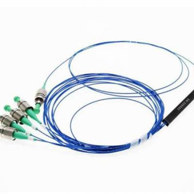 1550nm 1X4保偏光纤耦合器模块