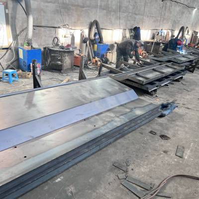 临时交通管制隔离墩模具新泽西护栏模具 易脱模 京伟