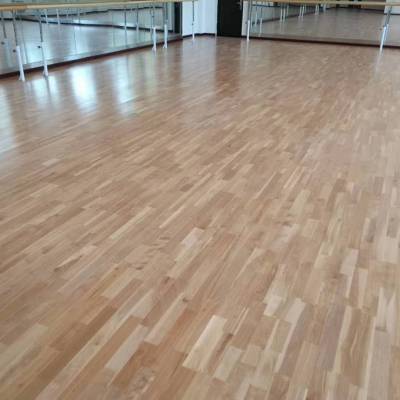厂家销售PVC塑胶地板 篮球场运动地板耐磨防滑PVC地板 1.6-5.0mm厚度地胶现货