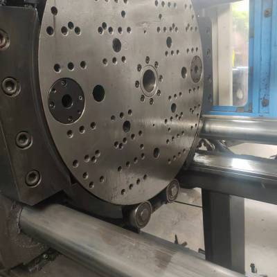 海天160顿双色注塑机