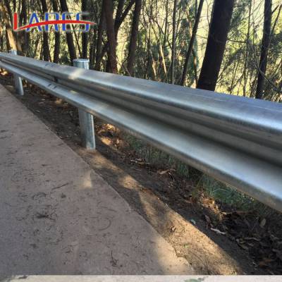 山西格拉瑞斯高速公路护栏波形护栏双波护栏供应