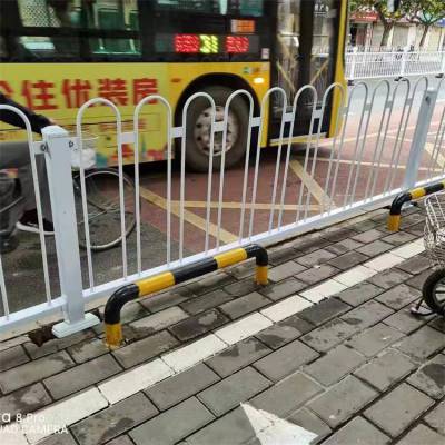 【领冠】道路中间隔离护栏防护围栏网