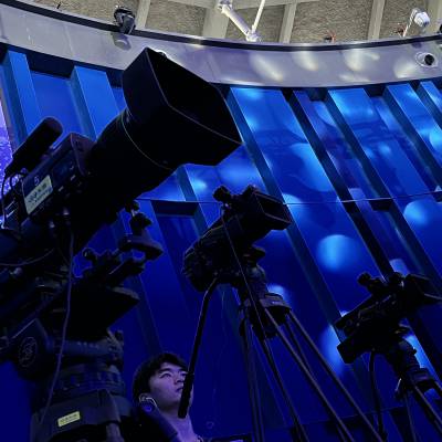 北京会议采访录制专业摄像机视频直播推流