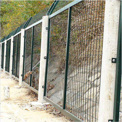 百瑞现货铁路护栏网 8001防护栅栏隔离栏 高铁桥下防护栏厂家优惠
