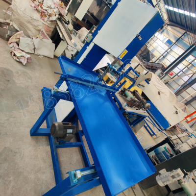 铂尔斯机械全自动黄纸分切机瓦楞纸成捆黄纸切割机器