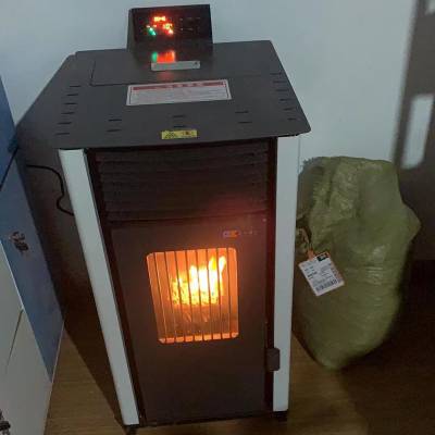 取暖就用生物颗粒取暖炉方便 安全真火采暖炉