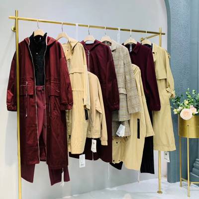 伊蕾名店女装品牌折扣尾货批发优选直播休闲山西朔州实体店专柜库存撤