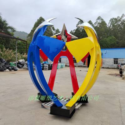 亲子主题景观玻璃钢一家三口抽象人物雕塑树脂彩绘抽象人雕塑