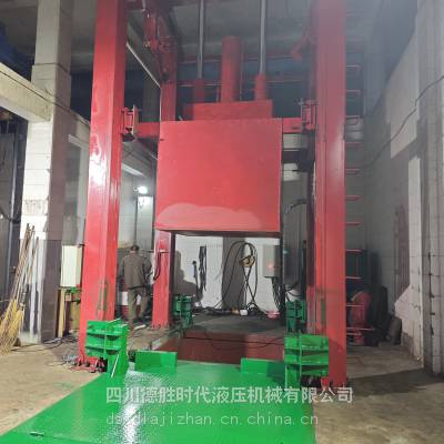 源头产地 四柱移动式垂直压缩生垃圾设备 发往全国
