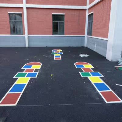胶地板幼儿园，幼儿园室外专用地板厂家