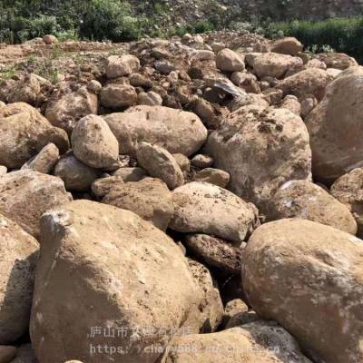 批发永州市农庄室外装饰鹅卵石原石 1吨重水渠驳岸石天然黄蜡石卖