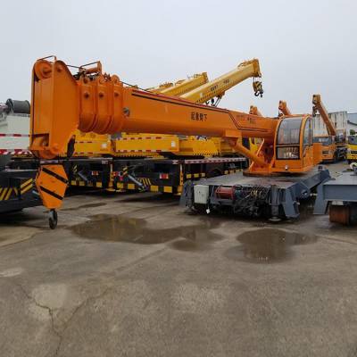 贵恒 全液压高铁修路用轨道吊车 12吨大型铁路工程轨道起重机生产厂家