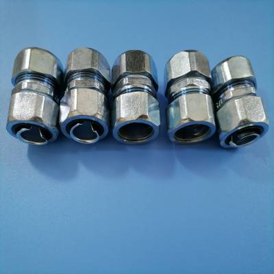 包塑软管自固接头 带螺丝的钢管接头 Φ20-dn20三柱顶丝dkj卡套