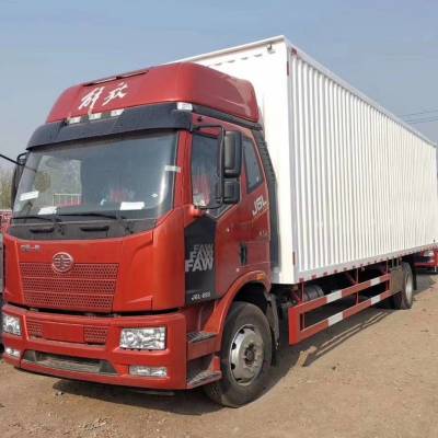 2米6x2三轴厢车***报价!7.2米解放j6l厢式货车报价