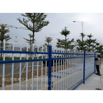 惠州工厂围墙护栏哪家好锌钢栅栏护栏制作安装 钢管护栏款式