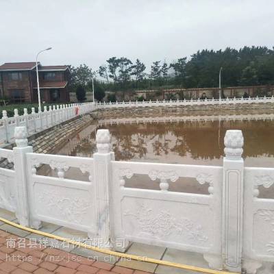 河南南阳草白玉石雕栏杆，草白玉河道栏杆，石雕栏杆寺庙栏杆厂家定做