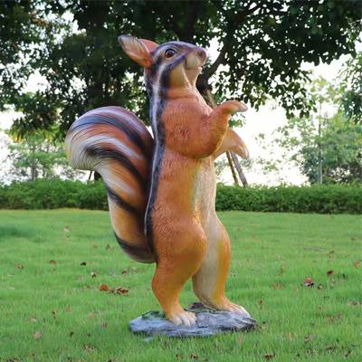 仿真大型松鼠雕塑园林景观小品森林园区摆设模型草坪室外动物摆件