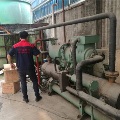 重庆渝中区二手风冷螺杆机组回收出售维修/重庆渝中区开利中央空调回收出售维修