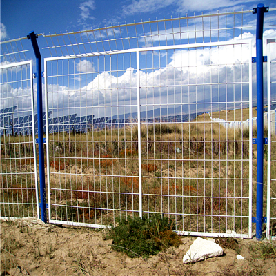 百瑞 铁丝焊接金属防护网墙 光伏电站护栏网 道路围界网厂家直销