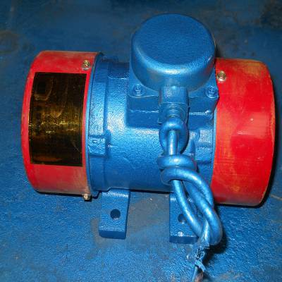 卧式振动电机 脱水筛振动电机 三相异步电动机小型振动泵