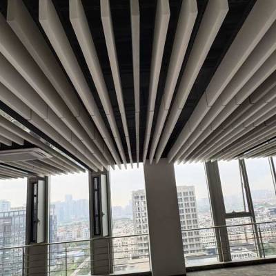 圆形悬挂弧形天花板 任意定制吊顶岩棉板异型 玻纤吸音垂片