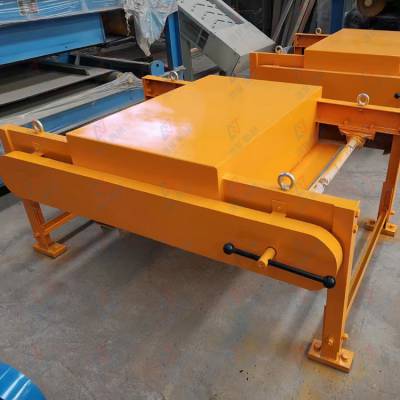 rcyp手动悬挂带式输送带永磁除铁器 山东潍矿机械