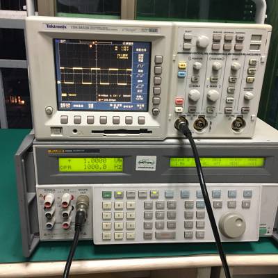 » FLUKE52120A 100A ׼Դ ֵ