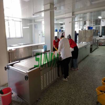 不管荤的素的盒饭加热设备 微波加热均匀性好