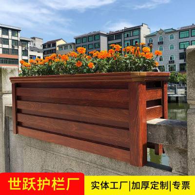 深圳花箱护栏厂家直销 锌钢道路花箱护栏 世跃室外道路花箱护栏