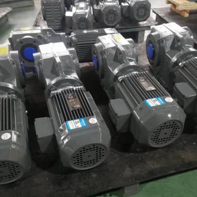 上海奉贤包装机械用S系列减速电机S77-47.36-3KW-M1