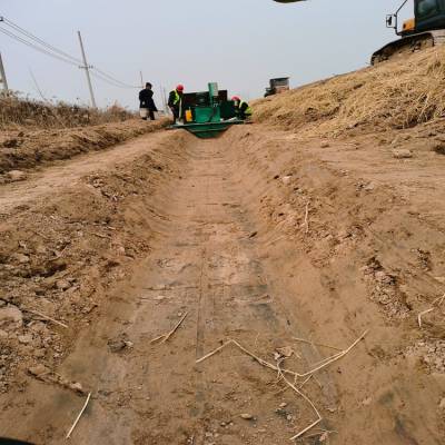 高速公路水沟滑模机 大型边沟滑膜机机 水渠成形机