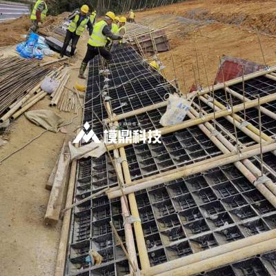 塑料建筑模板厂家模鼎拼接简单加固方便好回收