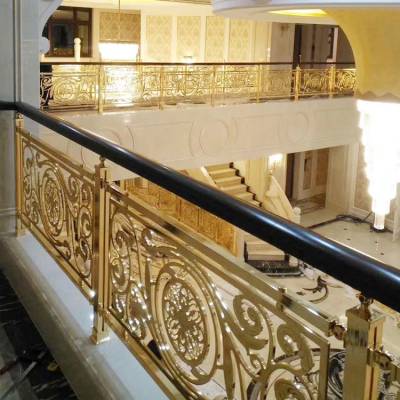 榆树设计别墅纯铜楼梯扶手 旋转铜艺楼梯围栏美轮美奂的造型