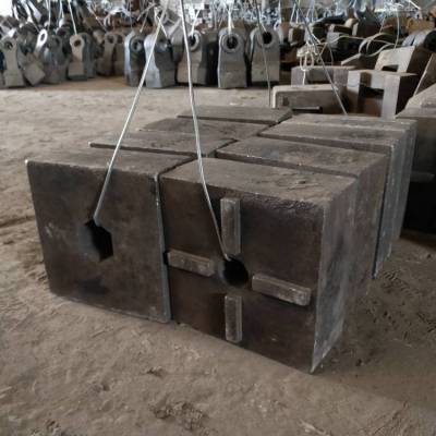 复合式岩石青石碎石设备 高效细碎制砂机 移动式制砂机高铬合金方锤板凳锤井型锤十字板锤头