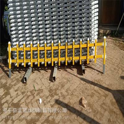 新农村仿木栏杆 甘肃塑钢草池护栏 公路草池栏杆价格