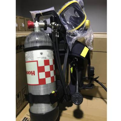 ΤC900ϵ6.8LѹSCBA105KP