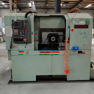 出售4台五轴数控滚刀磨床二手进口磨床台湾陆联2540-3040