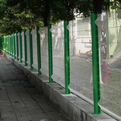 艾礼安脉冲电子围栏看护安全校园