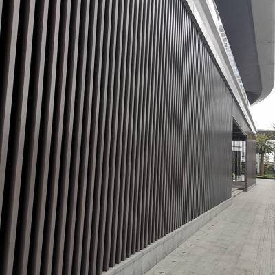 佛山创意良仓定制50*100mm矩形铝四方管外墙装饰 复古妻子转印木纹铝