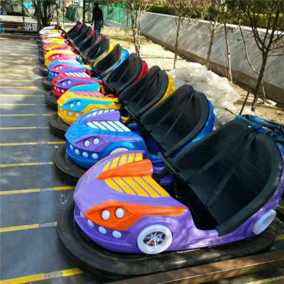 造型***小投资高回报的小型游乐场设备碰碰车ppc三星厂家供应