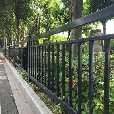广州市政公路护栏现货 公路隔离围栏价格 黑色市政道路护栏批发