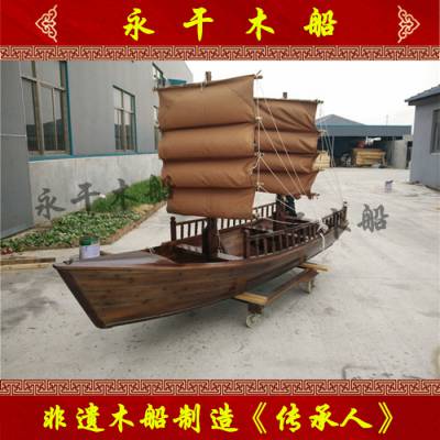供应专业定做小型欧式尖头海盗船服装店摆设木船古代三桅风帆船