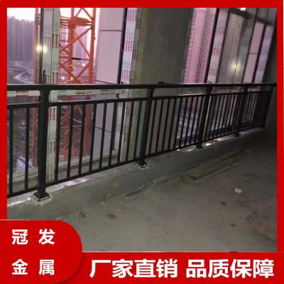 露天阳台围栏新钢护栏A别墅自建房露天阳台围栏新钢护栏厂商定制