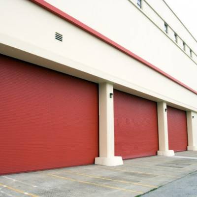 阔福门业制造工业提升门滑升门安装02282204122